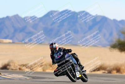 media/Jan-08-2022-SoCal Trackdays (Sat) [[1ec2777125]]/Turn 4 (1145am)/